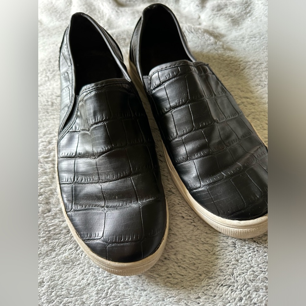 Magellan Shies size 8